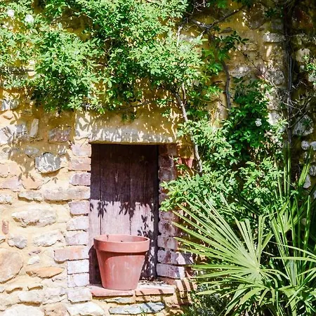 Proche Uzes - Maison De Charme-tres Confortable-piscine Chauffee *